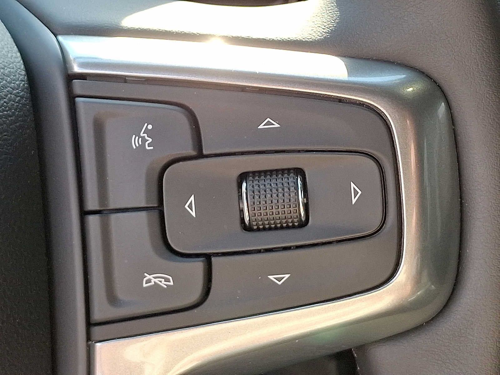 Used 2024 Chevrolet Silverado 1500 RST AWD/4WD image 22