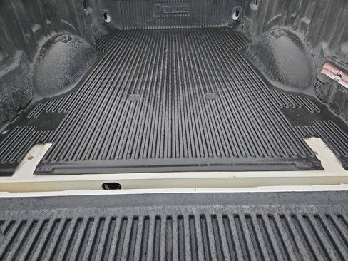 Used 2024 Ford F250 XLT image 20