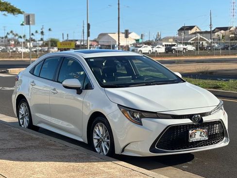 Used 2021 Toyota Corolla XLE image 6