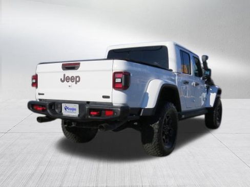 Used 2020 Jeep Gladiator Rubicon image 3