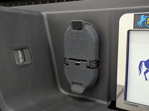 Used 2015 Chevrolet Silverado 1500 LTZ Z71 w/ Midnight Edition image 45