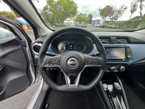 Used 2025 Nissan Versa SV w/ Trunk Package image 32