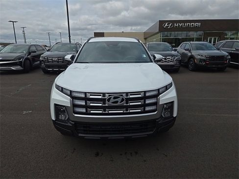 New 2025 Hyundai Santa Cruz SEL image 3