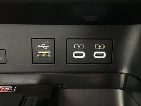 Certified 2025 Toyota Camry SE image 29