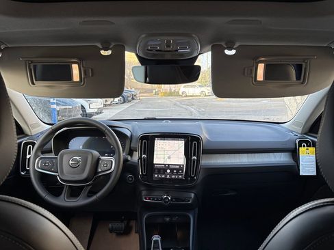 New 2026 Volvo XC40 B5 Plus image 13