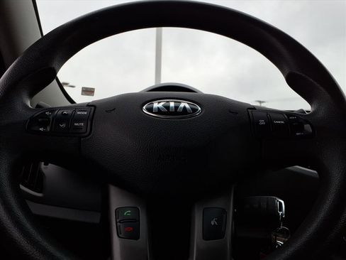 Used 2015 Kia Sportage LX image 28