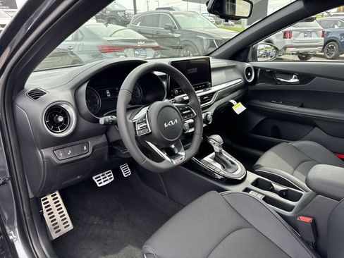 Used 2024 Kia Forte GT-Line FWD image 25