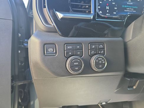 Used 2025 Chevrolet Silverado 2500 LTZ w/ Snow Plow Prep/Camper Package image 20