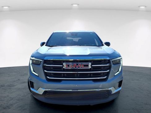 Used 2025 GMC Acadia Elevation FWD image 4