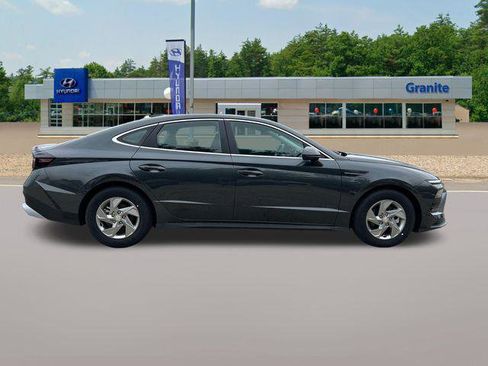 New 2026 Hyundai Sonata SE FWD image 6