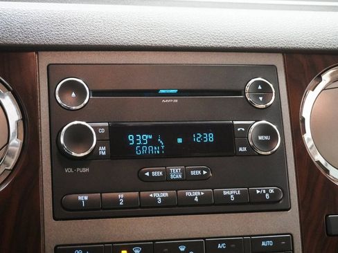 Used 2011 Ford F250 Lariat w/ Camper Pkg image 24