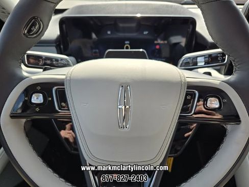New 2026 Lincoln Aviator Reserve image 19