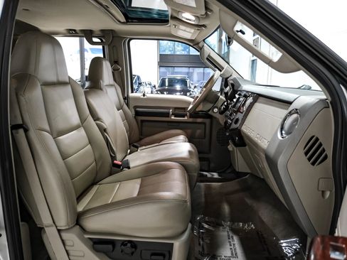 Used 2010 Ford F250 Lariat AWD/4WD image 30