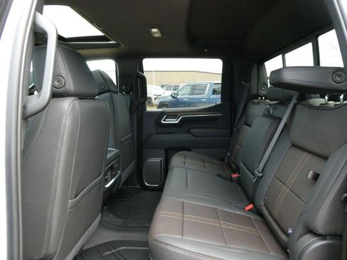New 2026 Chevrolet Silverado 1500 High Country AWD/4WD image 17