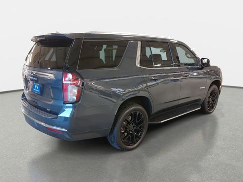 Used 2022 Chevrolet Tahoe LT w/ Luxury Package image 5