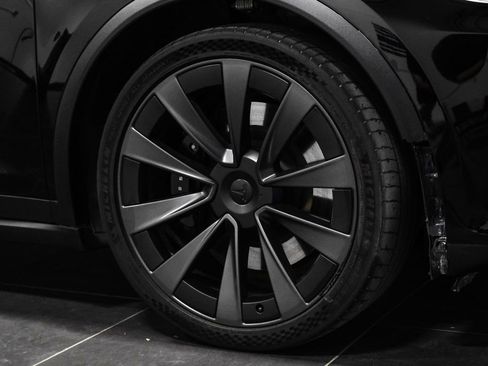 Used 2022 Tesla Model X Plaid image 64