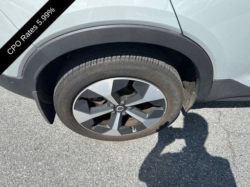 Certified 2024 Volvo XC40 B5 Plus w/ Protection Package Premier AWD/4WD image 10