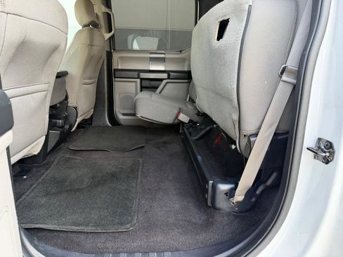 Used 2016 Ford F150 XLT w/ Equipment Group 302A Luxury image 31