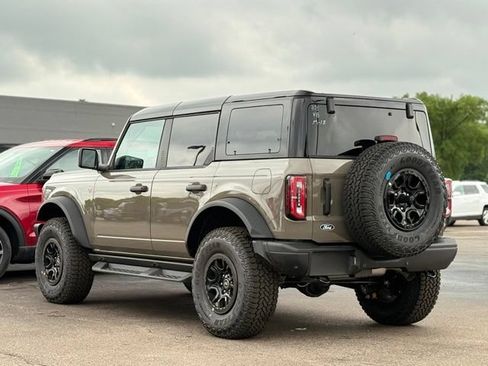 New 2026 Ford Bronco Badlands w/ Sasquatch Package AWD/4WD image 42