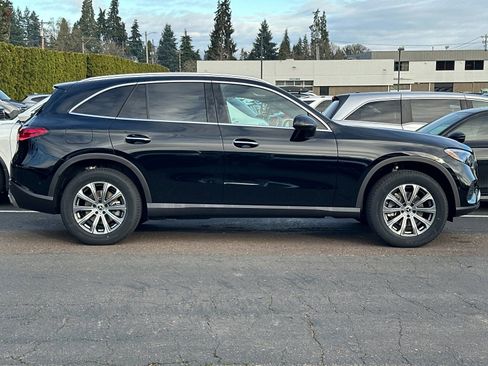 New 2026 Mercedes-Benz GLC 300 4MATIC image 3