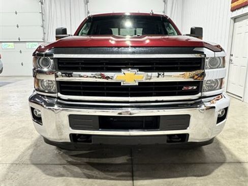 Used 2015 Chevrolet Silverado 2500 LT w/ LT Convenience Package AWD/4WD image 3