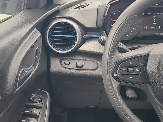 Used 2024 Chevrolet Trax LS w/ Driver Confidence Package FWD image 14