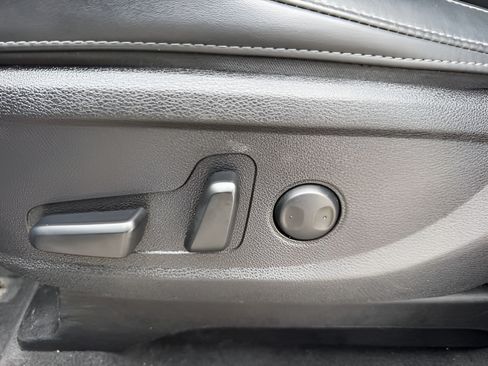 Used 2022 Kia Telluride S FWD image 22
