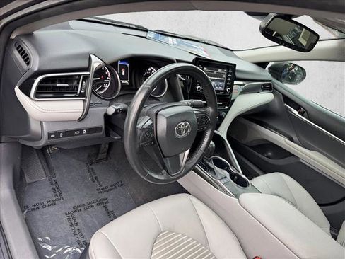 Used 2024 Toyota Camry SE image 13