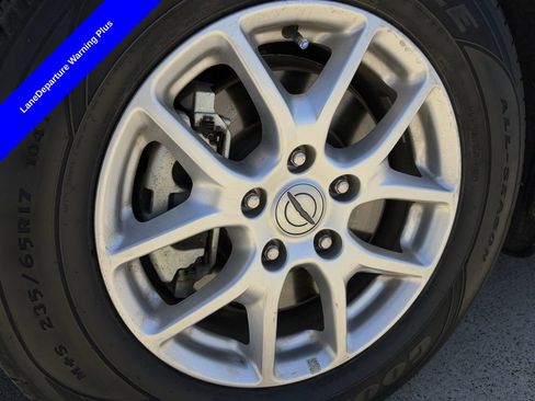 Used 2023 Chrysler Pacifica Touring-L image 12