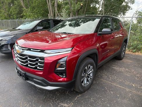 Certified 2026 Chevrolet Equinox LT w/ Convenience Package II AWD/4WD image 1