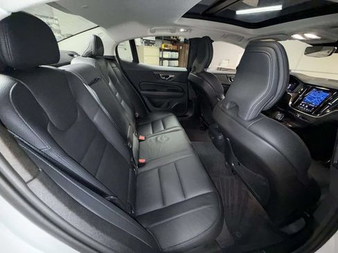 Used 2024 Volvo S60 B5 Plus w/ Climate Package FWD image 16
