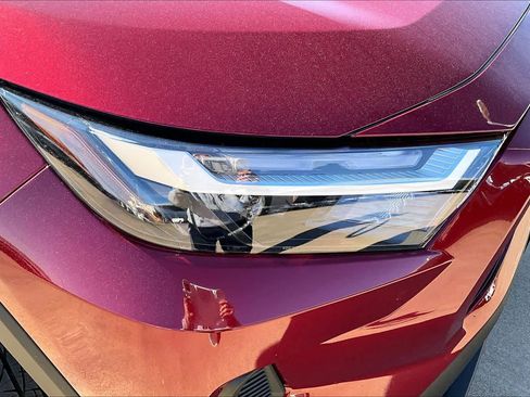 Used 2025 Toyota RAV4 XLE image 25