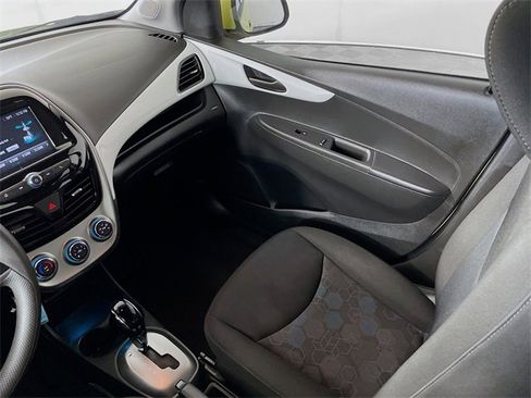 Used 2017 Chevrolet Spark LT image 25