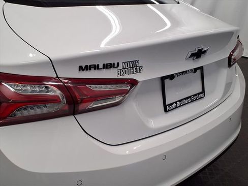 Used 2024 Chevrolet Malibu LT w/ Sport Edition image 25