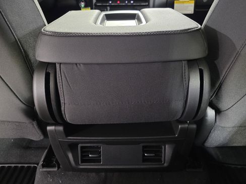 New 2026 Chevrolet Silverado 2500 Custom image 19