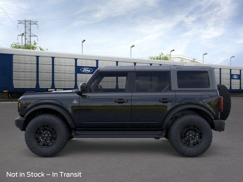 New 2026 Ford Bronco Outer Banks AWD/4WD image 3