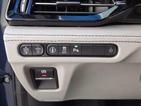 New 2026 Acura MDX Advance Package image 24