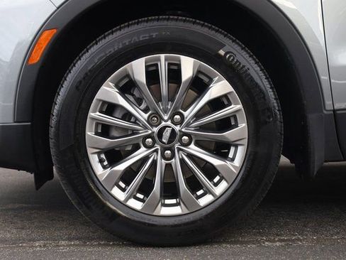 Used 2024 Cadillac XT4 Premium Luxury w/ Cold Weather Package image 9