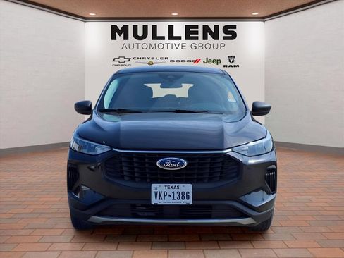 Used 2024 Ford Escape Active FWD image 3