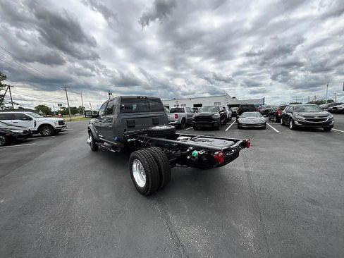New 2026 RAM 5500 4x4 Crew Cab image 7