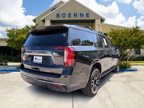 Used 2023 GMC Yukon XL AT4 AWD/4WD image 5