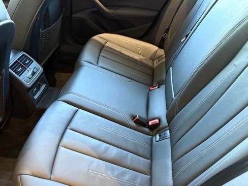 Used 2023 Audi A4 2.0T allroad Premium Plus w/ Premium Plus Package AWD/4WD image 17