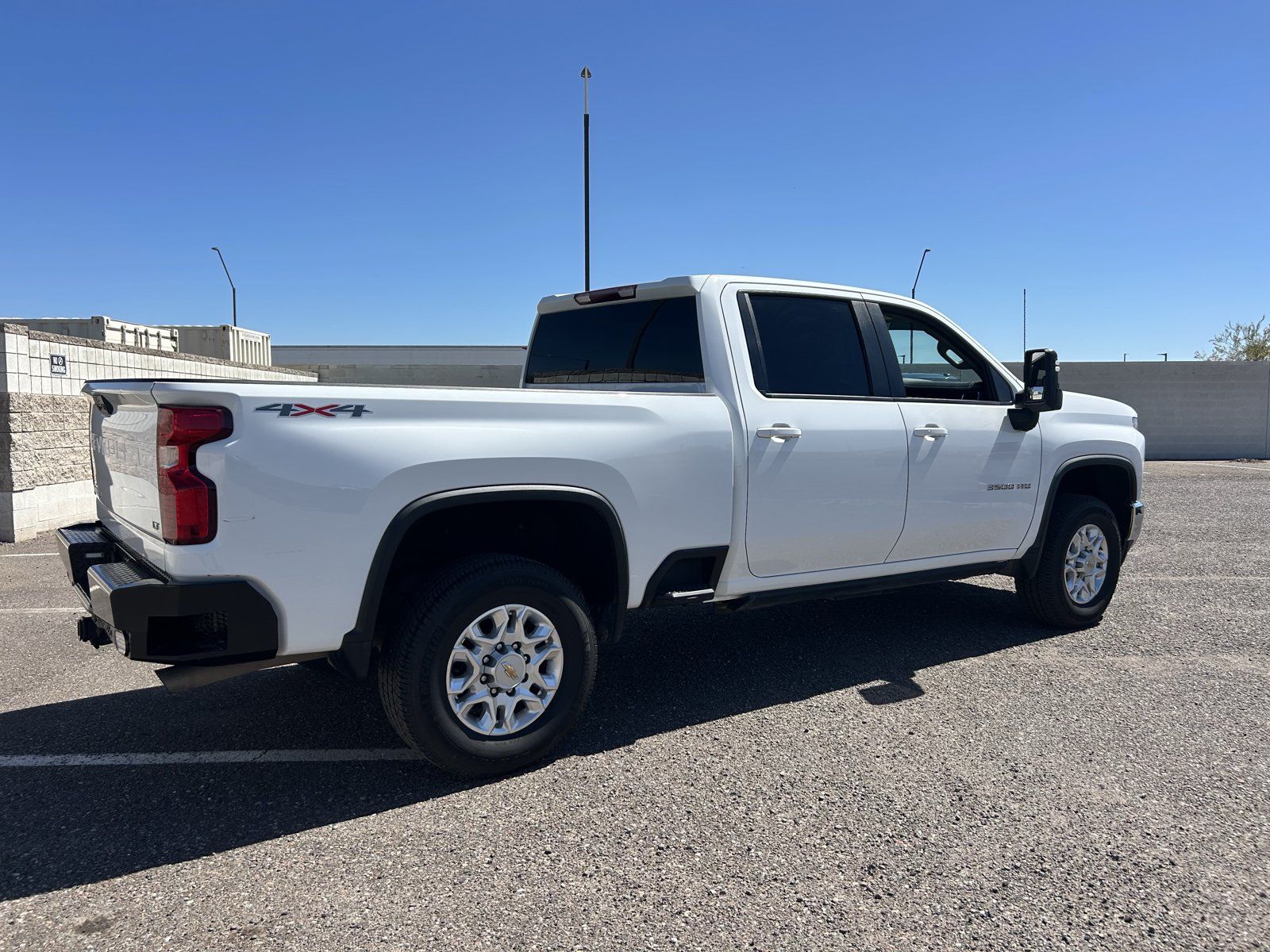 Used 2022 Chevrolet Silverado 3500 LT w/ Convenience Package AWD/4WD image 5
