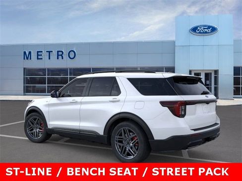 New 2025 Ford Explorer ST-Line w/ ST-Line Street Pack image 31
