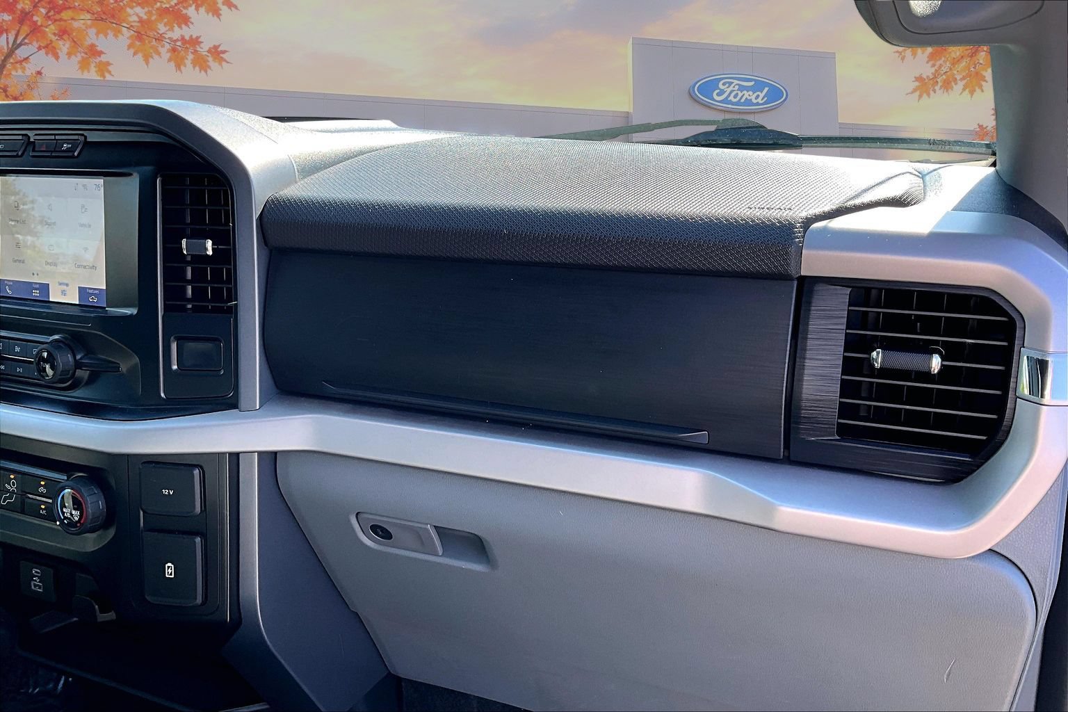 Used 2023 Ford F150 XLT AWD/4WD image 27