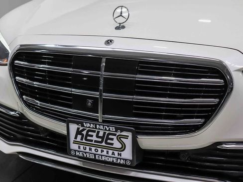 Used 2022 Mercedes-Benz S 500 4MATIC image 8