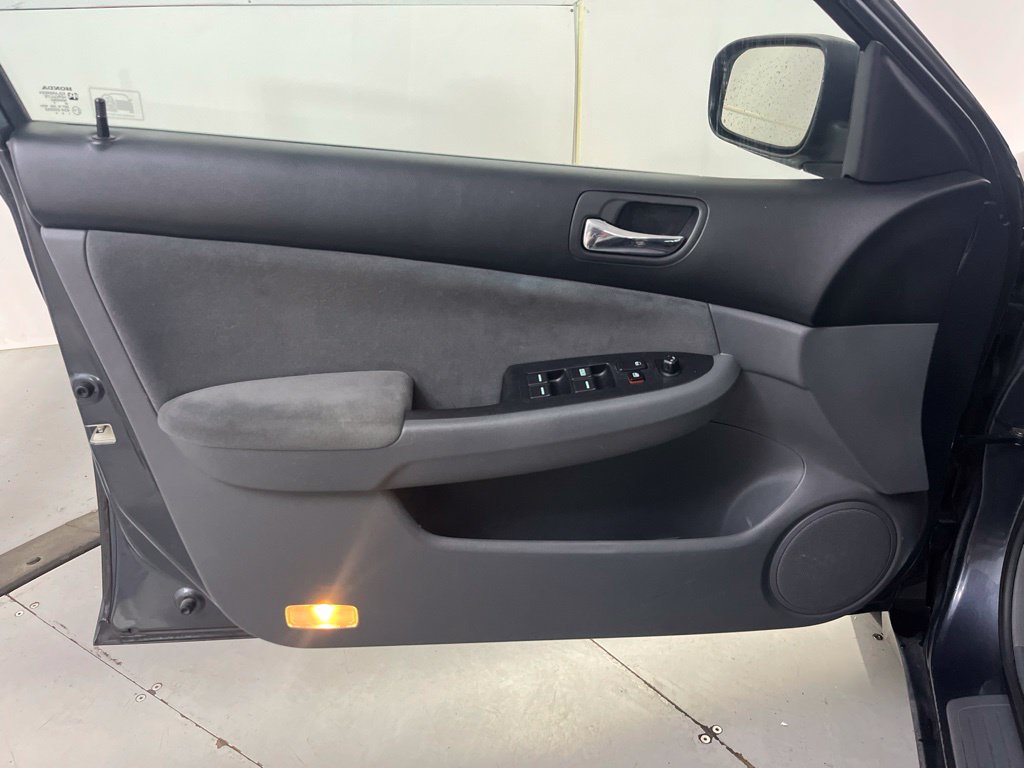Used 2007 Honda Accord LX image 26