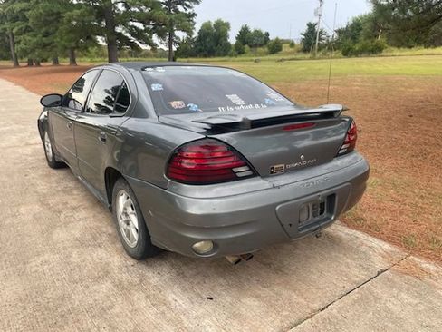Used 2004 Pontiac Grand Am SE FWD image 8