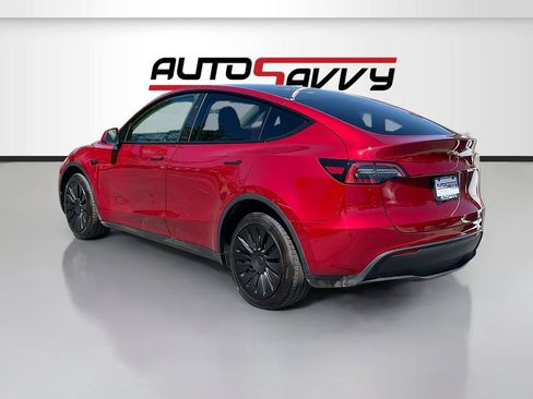 Used 2024 Tesla Model Y Long Range AWD/4WD image 5