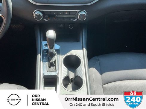 Used 2022 Nissan Altima 2.5 S FWD image 24